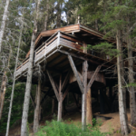 Cabane entre ciel et terre en Savoie.